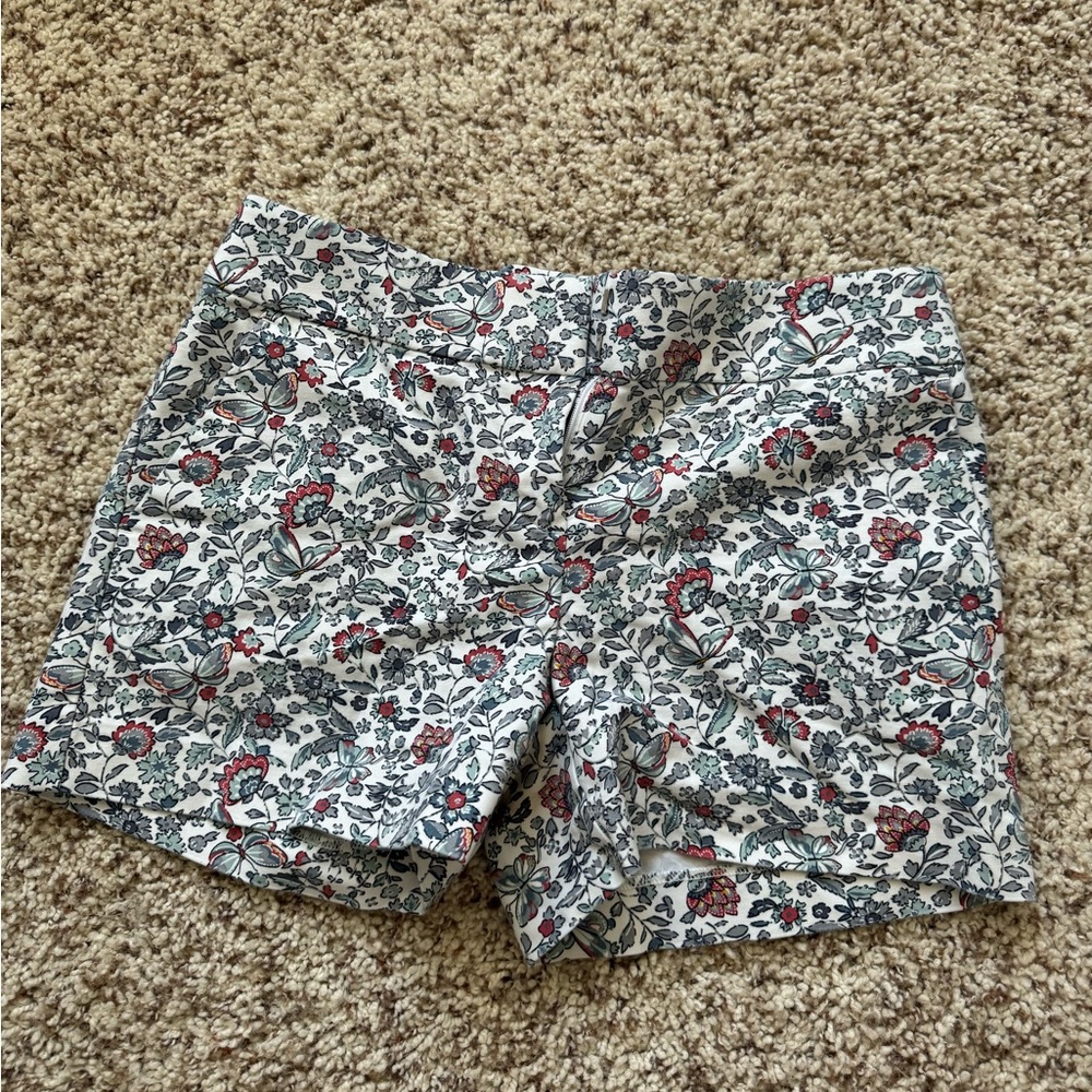 Loft Floral spring/summer shorts